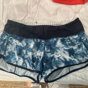 Lululemon running short